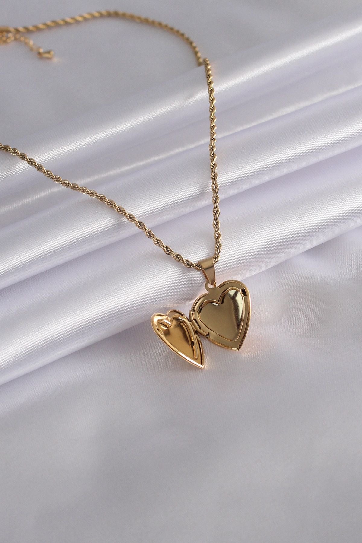 5663 Necklace