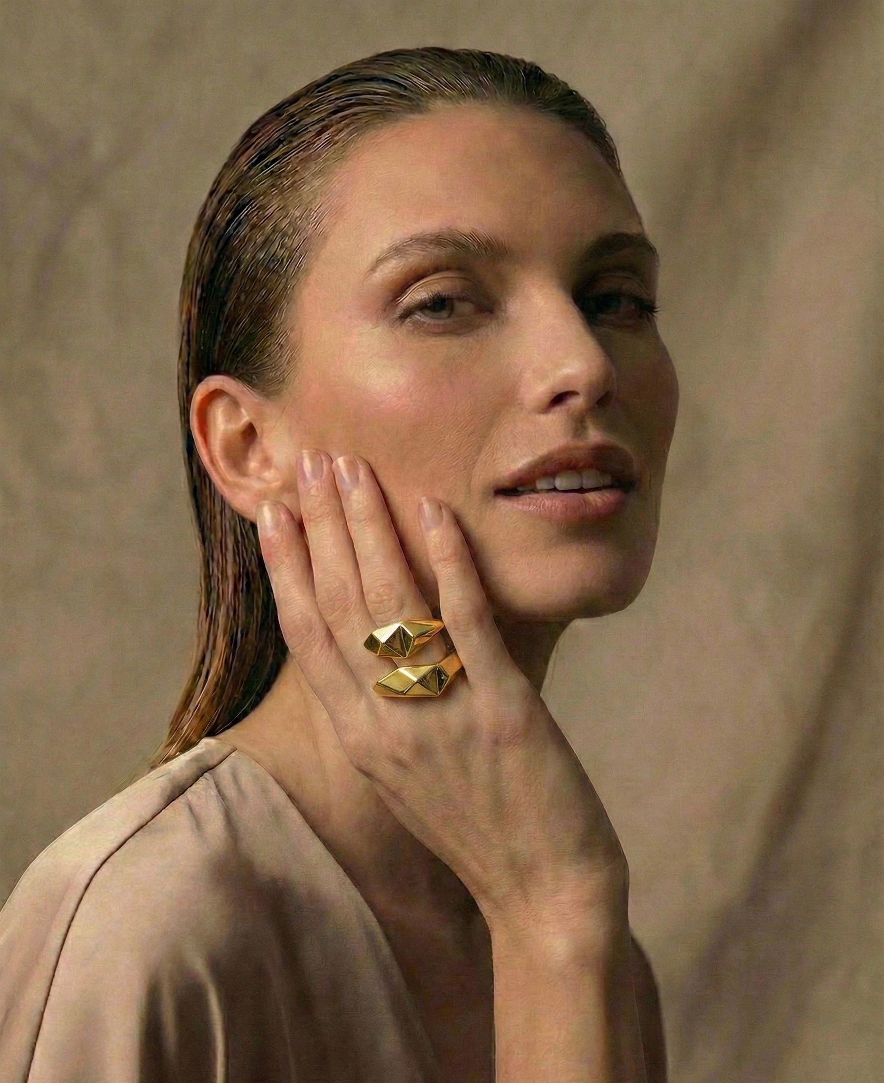 5046 Ring Gold Plated