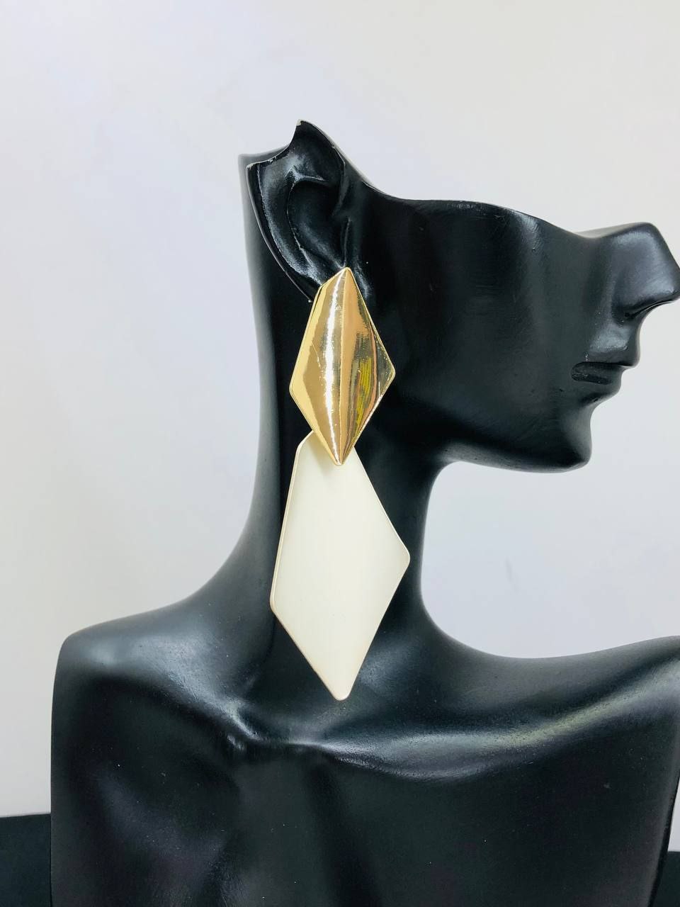 5163 Earrings Gold Plated