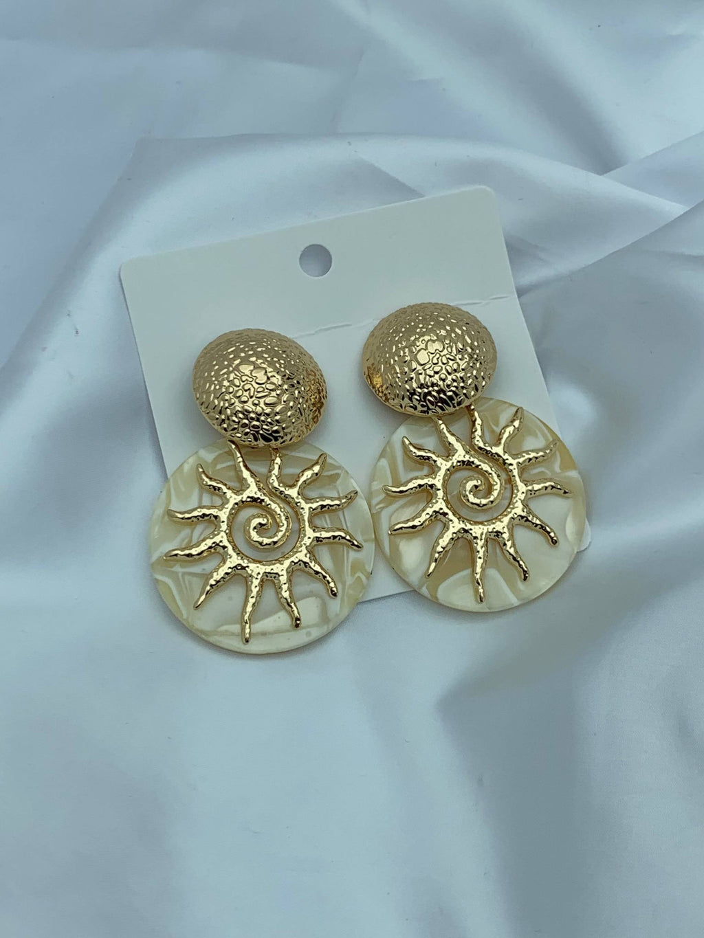 5681 Earrings