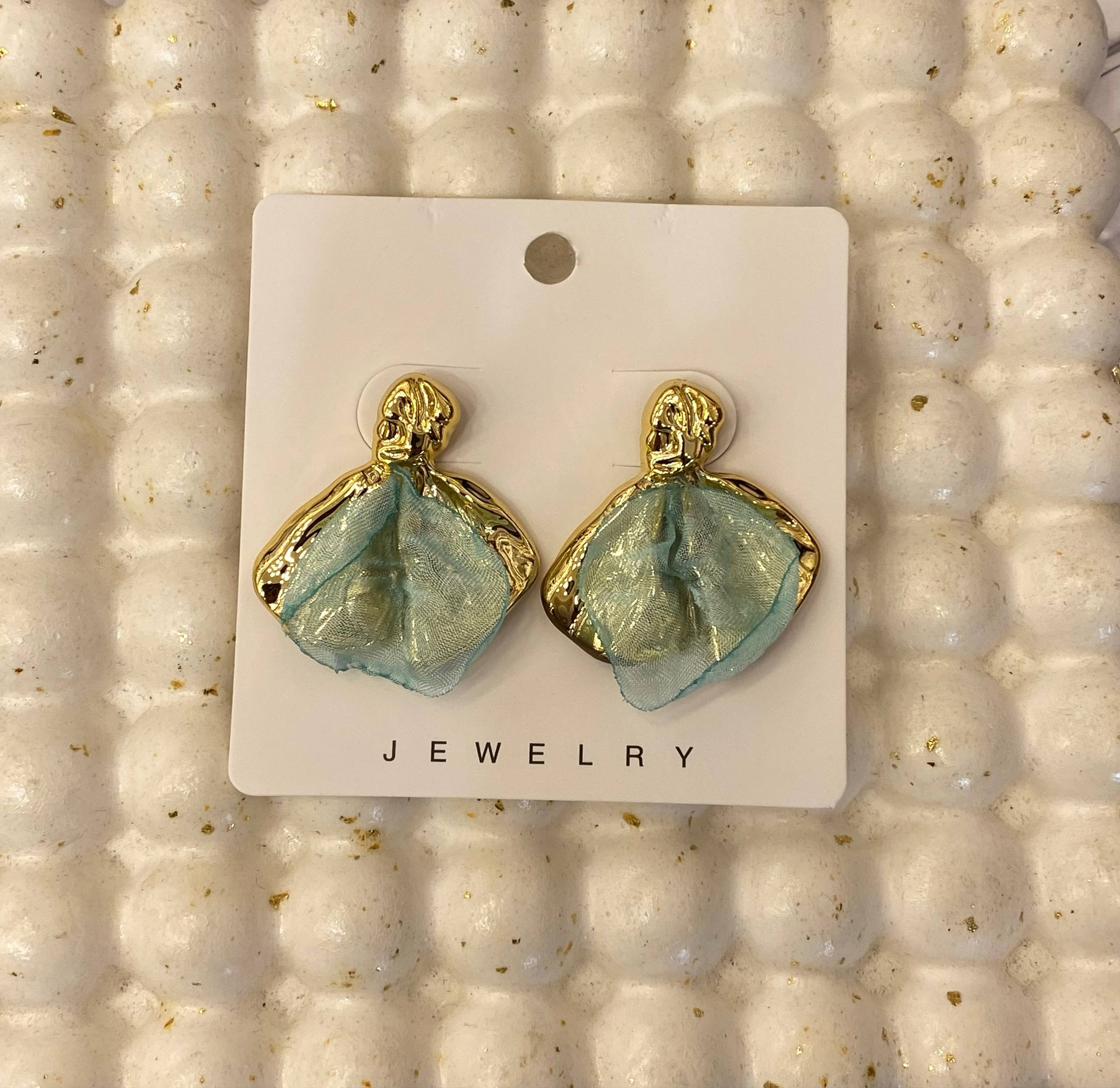 5666 Earrings