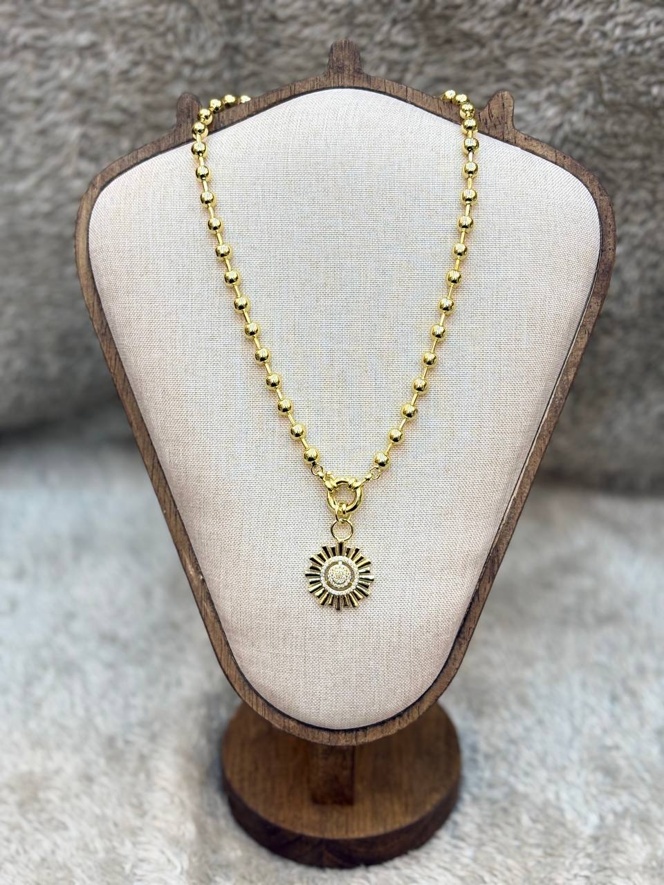 5237 Necklace gold plated