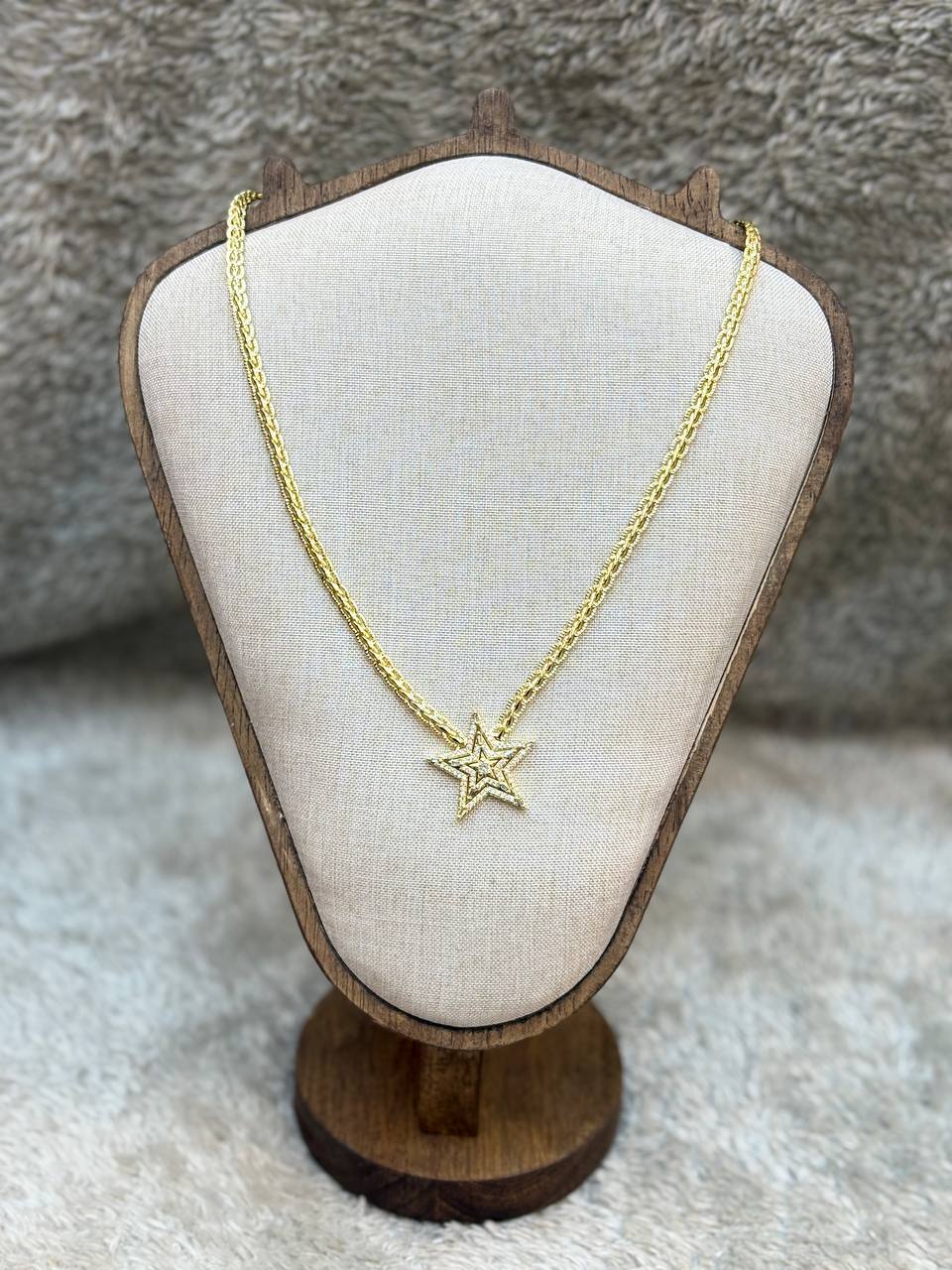 5236 Necklace gold plated
