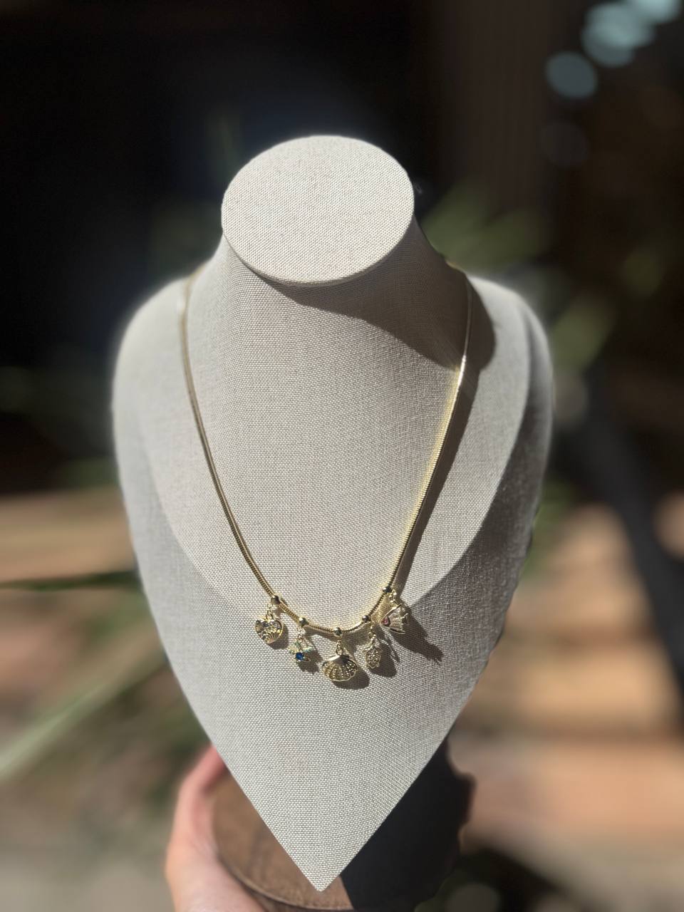 5846 Necklace Gold plated