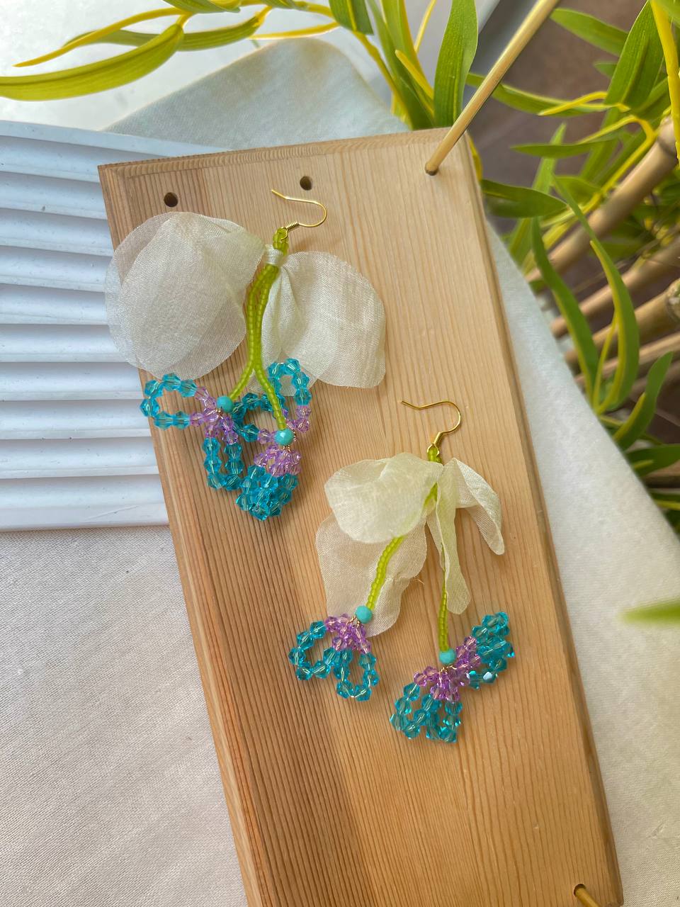 5697 Earrings
