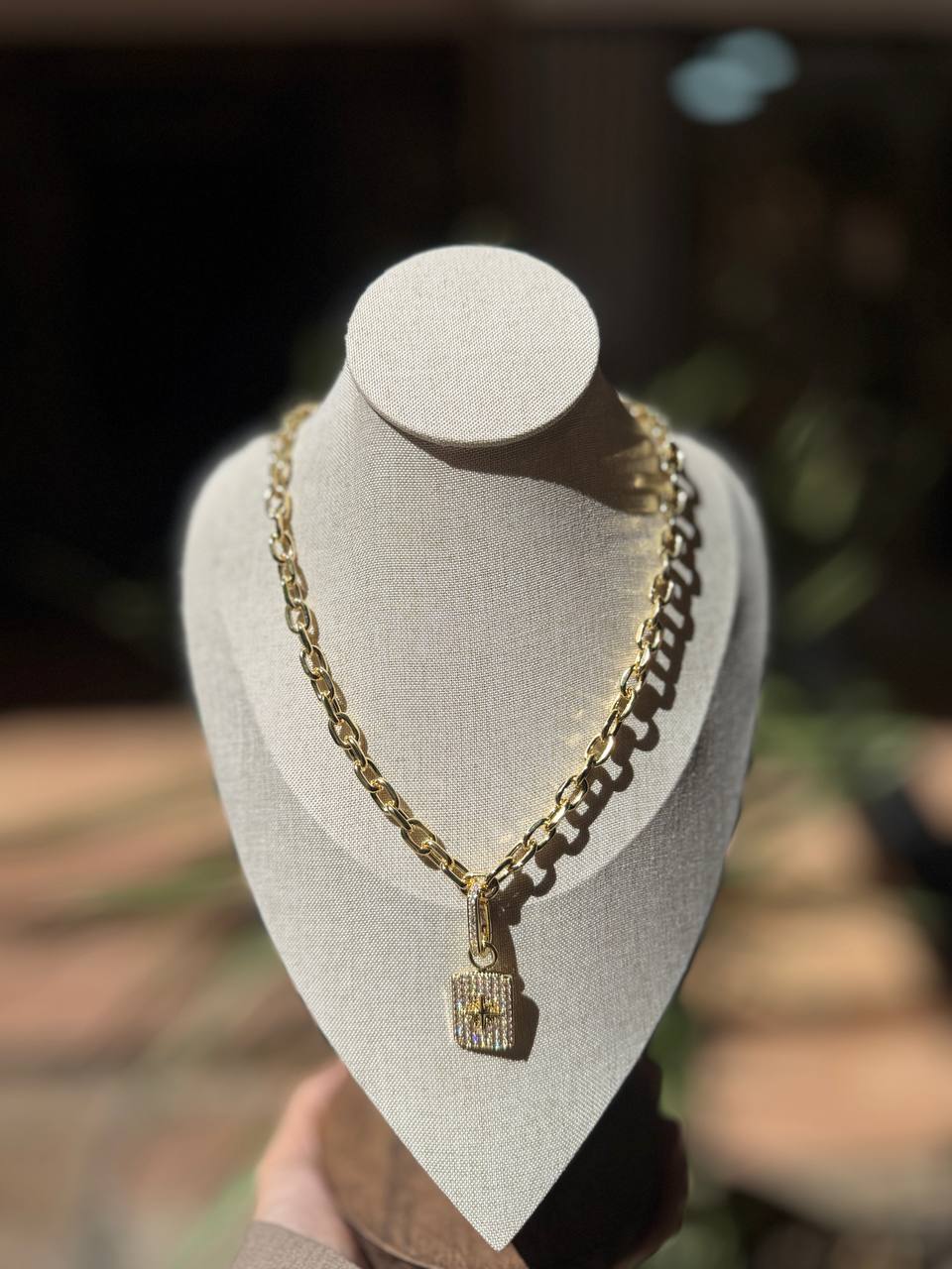 5837 Necklace Gold plated