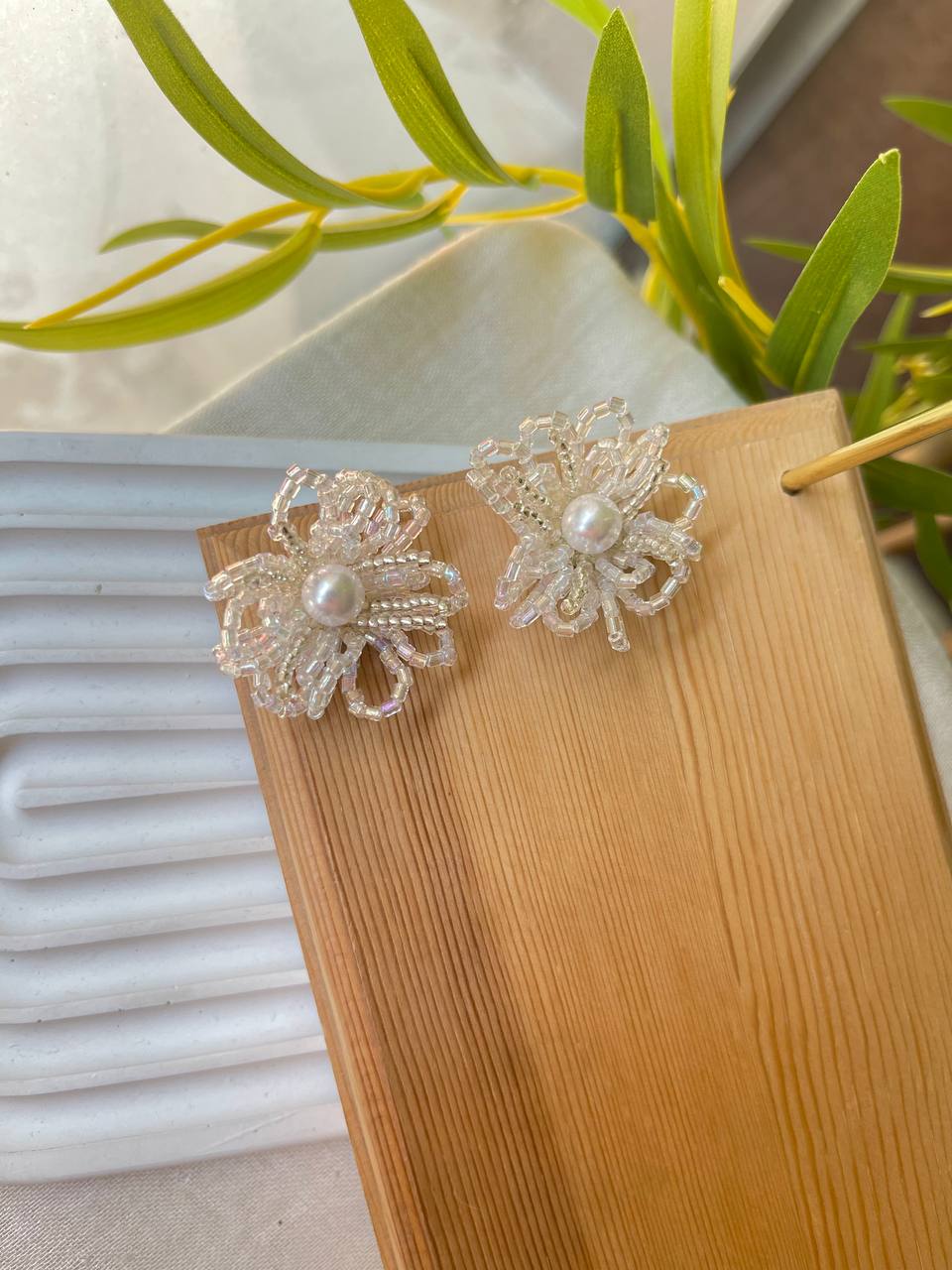 5696 Earrings