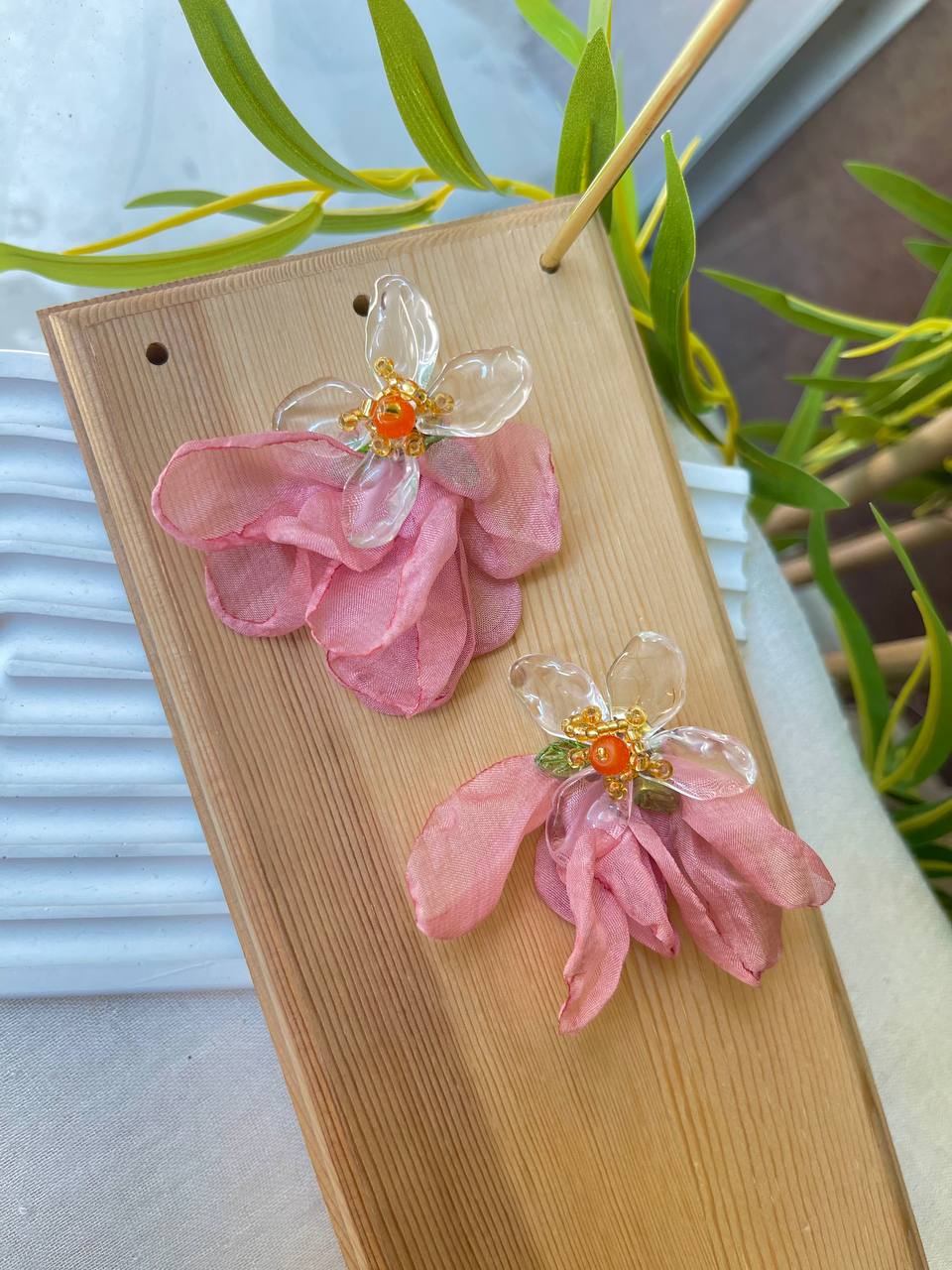5702 Earrings