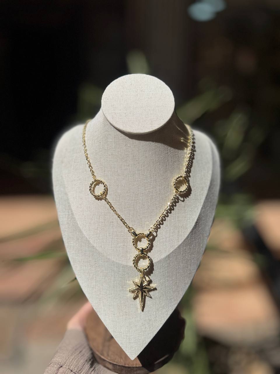 5834 Necklace Gold plated