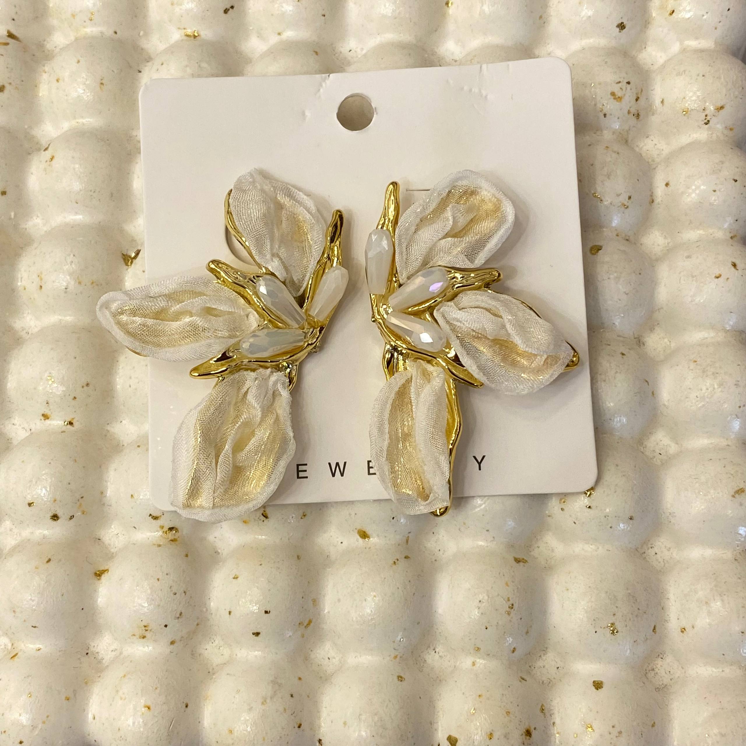 5668 Earrings