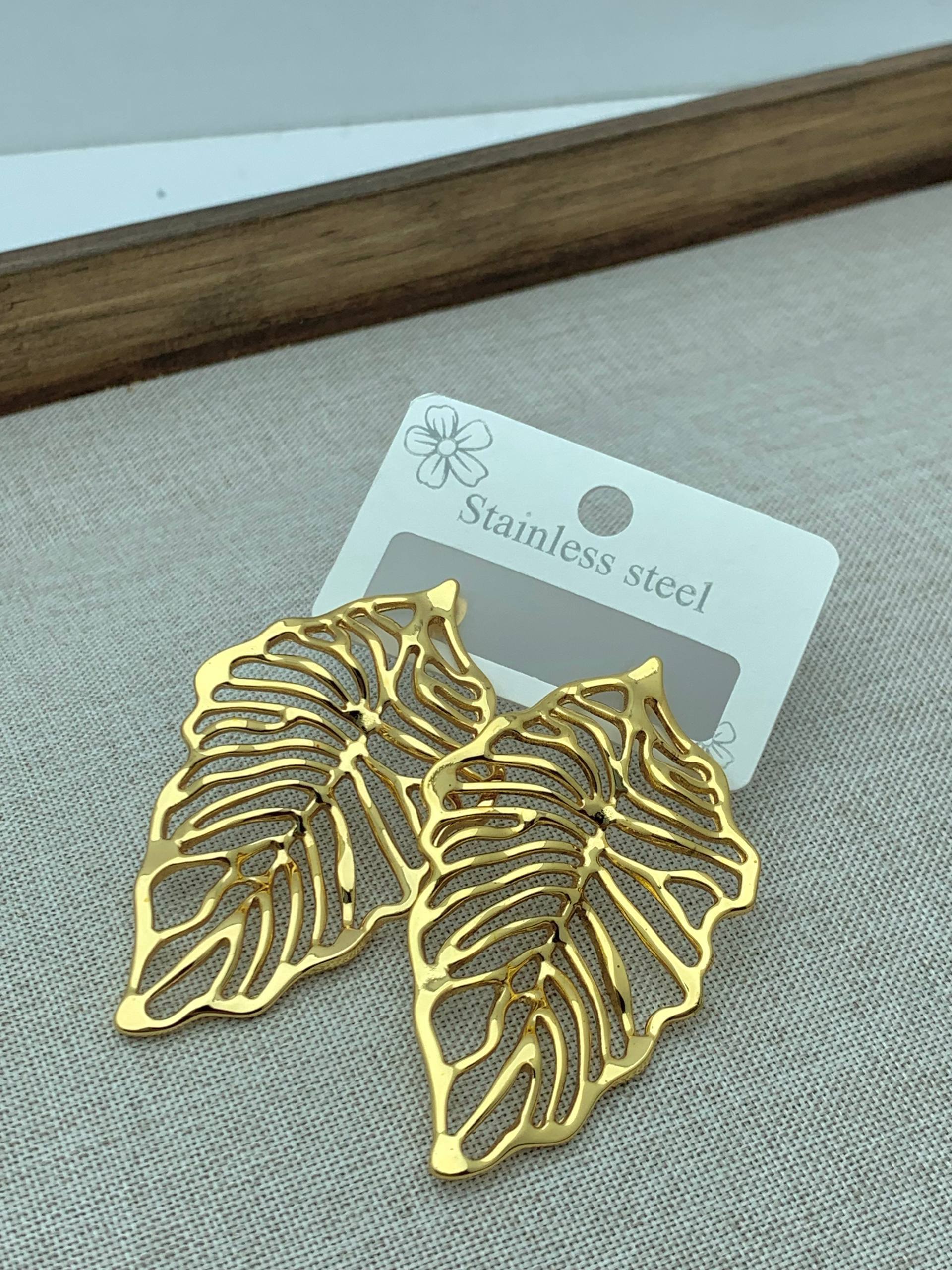 5589 Earrings